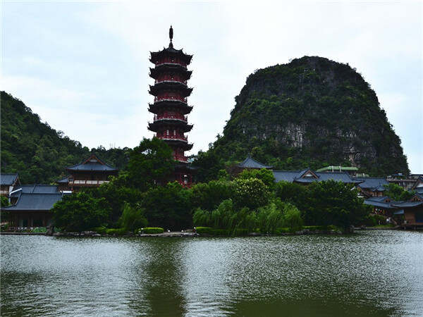 02 山水桂林.jpg