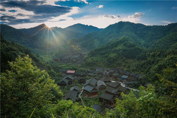 06 芋头侗寨全景 摄影:寒残一叶.jpg