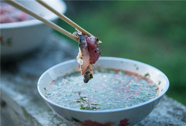 14 生鱼片 摄影:游向蓝天的鱼.jpg