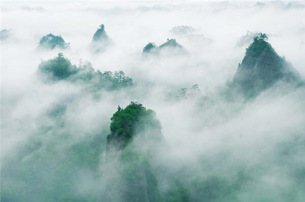 01 万佛山 摄影:凌忠义.jpg